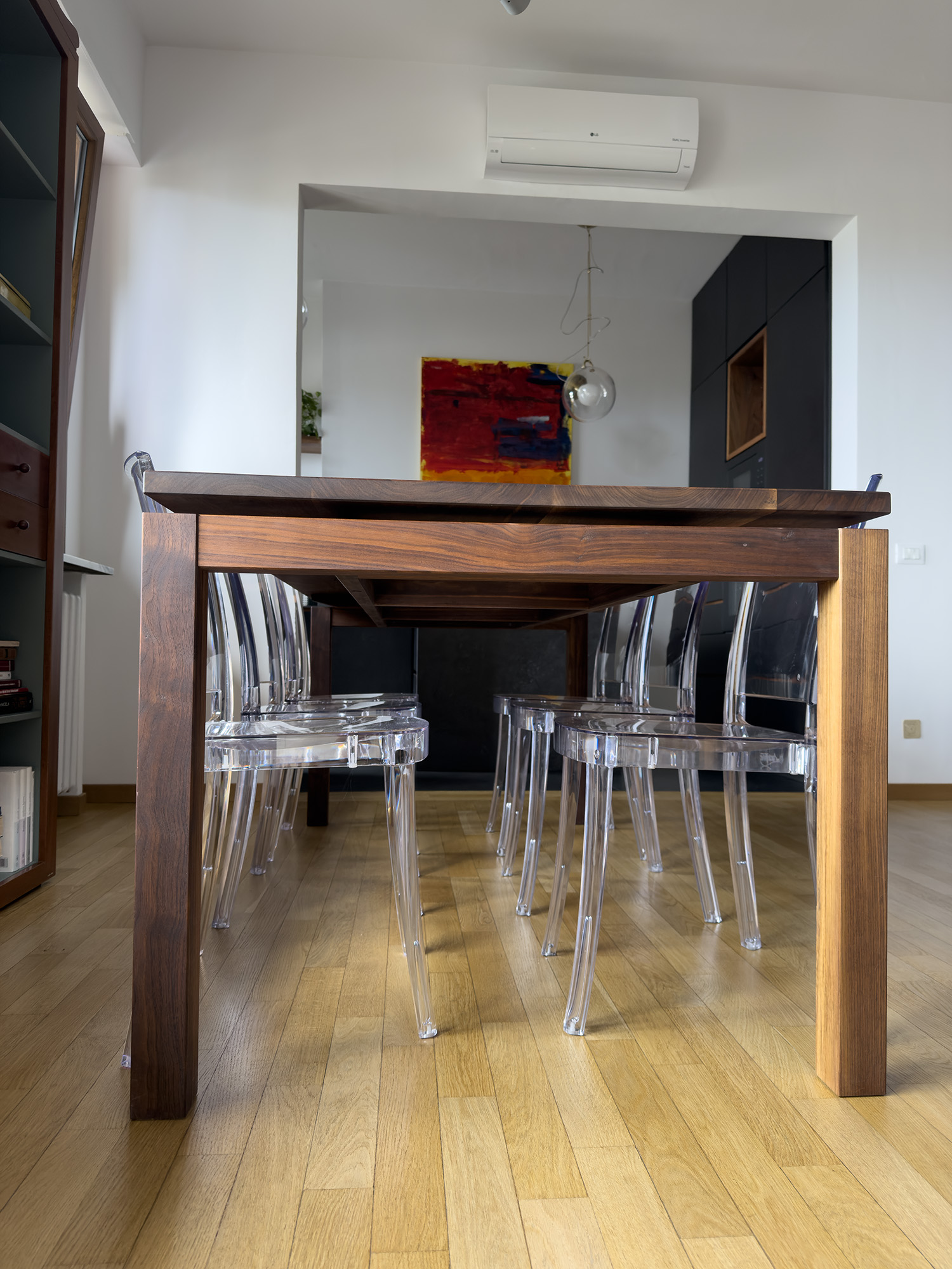 Tavolo in noce canaletto misure 200 x 100 cm